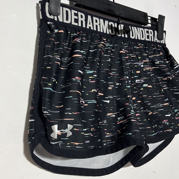 Under Armour Girl’s Play Up Multicolor Printed Shorts Size Youth Medium - Picture 4 of 8